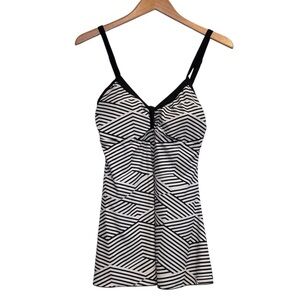 COCOSHIP Black White One Piece Swimsuit Skort Halter Under Shorts Size 10 Large